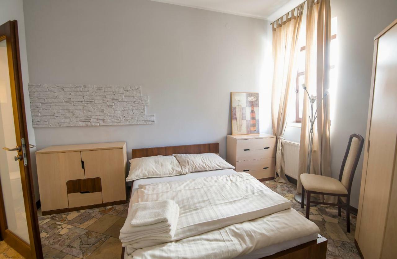 Apartamenty Na Warszawskiej Sieradz Eksteriør billede